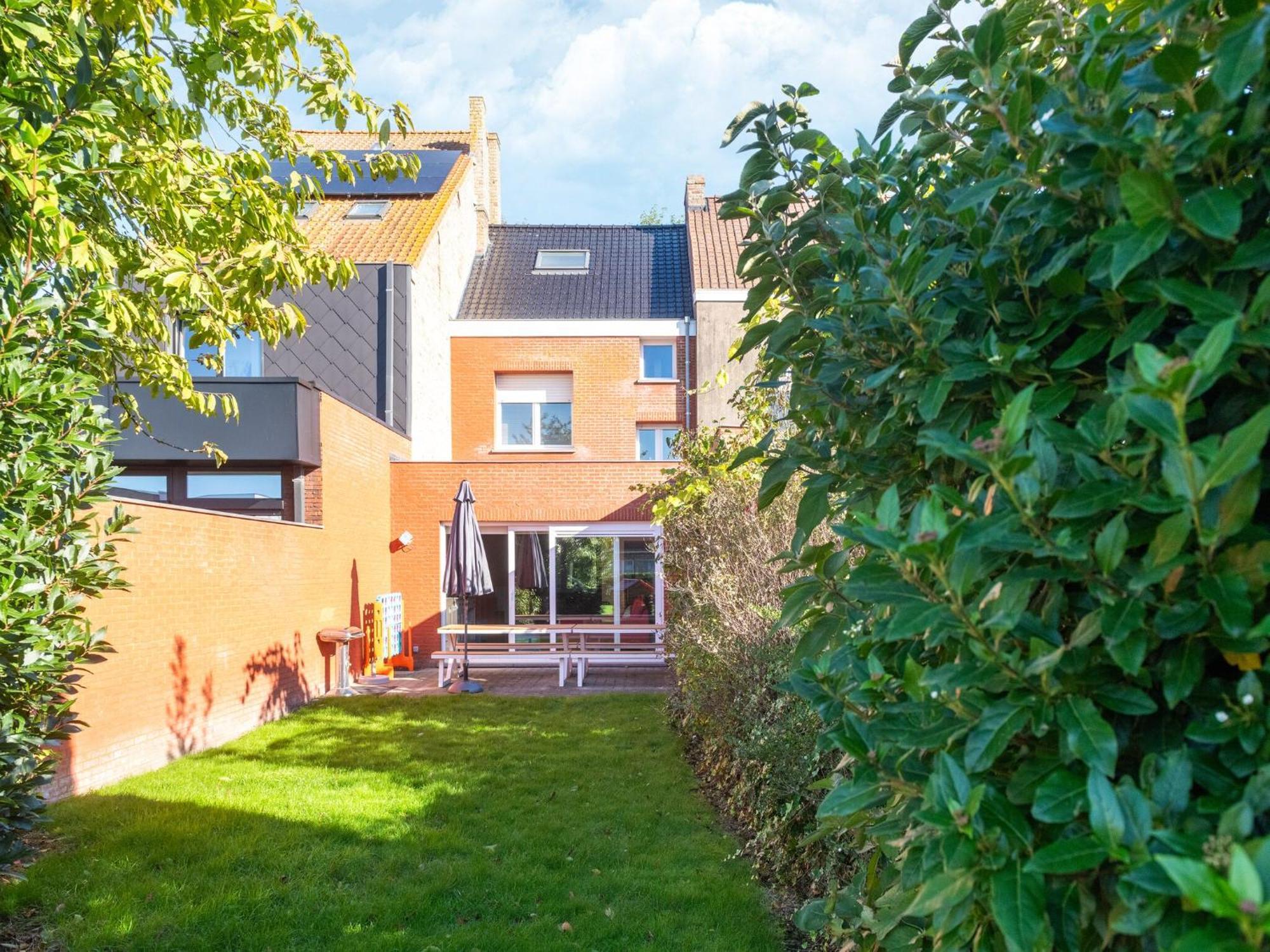 Spacious Holiday Home With Garden Nieuwpoort Eksteriør billede
